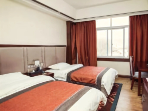 Heave Holiday Hotel