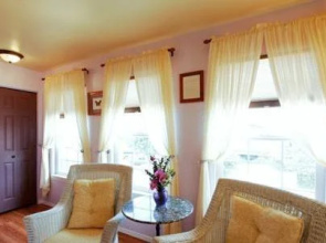 Penny's Place Inn Paradise