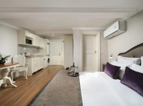 Meroddi La Porta Hotel