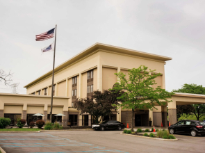 Hampton Inn by Hilton Milwaukee Northwest