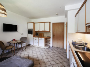 PineTree Lodge