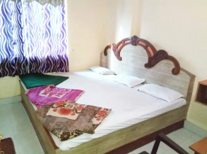 Hotel P N Ganga Varanasi