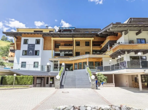 Apartment in Saalbach Near ski Area