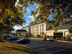 Wingate by Wyndham Cranberry