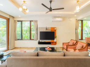 ELIVAAS Villa Valerie 3BHK Pool & Bar