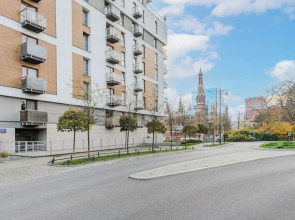 Lumina apart with parking in City Center
