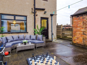 New 2 Bed House Merseyside Sleeps 5