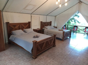 Volcano Tenorio Glamping Ranch - 3 Tents