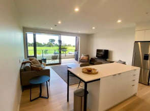 Tahuna Beach Apartment