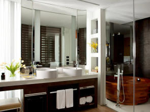 The Langham, Shanghai, Xintiandi