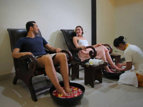 Tonys Villas & Resort