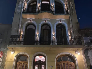 Hostelmo Hotel & Hostel