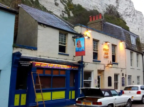 Dover Adventure Backpackers
