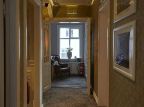 Akurinn Guesthouse