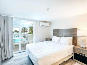 Grand Shores West