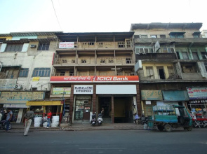 OYO 963 Hotel Rumaya