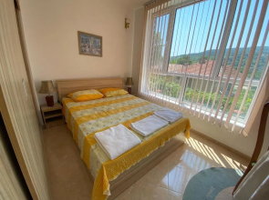 Apartment in Complex Colosseum