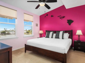 2 Bedroom with Loft and Mountain Views