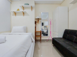 Fancy And Strategic Studio Apartment At B Residence