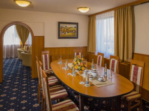 TOP HOTEL Praha & Conference Centre