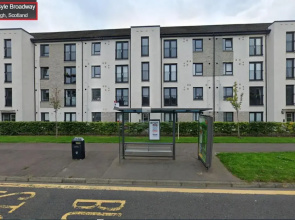 Newbuild - 3 Bedrooms, 2 Baths,5 Mins From Airport