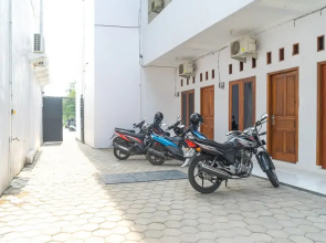 Formerly Reddoorz Syariah Jatisampurna Hospital