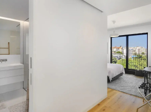 History and Comfort Luxurious Living in Benfica