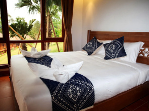 Mai Chau Hideaway Lake Resort