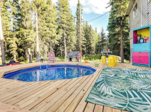 Delta Junction Rental w/ Shared Pool & Hot Tub!