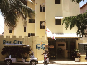 Condos Bay City-Adults Only