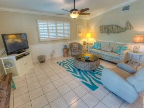Island Breeze Apartment 2