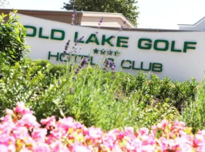 Old Lake Golf Hotel
