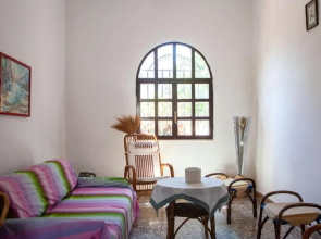 Casa con 3 camere letto e giardino spiaggia m123