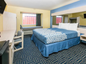Days Inn & Suites by Wyndham Pryor