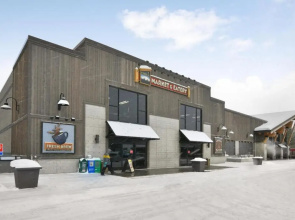 New Luxury Loft #103 Near Resort Huge Hot Tub & Views - FREE Activities & Equipment Rentals Daily