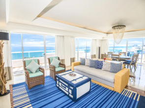 Sunscape Cancun Resort & Spa