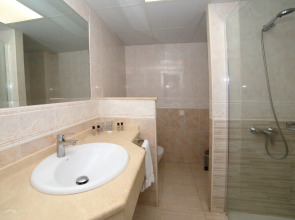 Aparthotel PYR Fuengirola