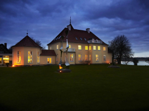 Gl. Avernæs Sinatur Hotel & Konference