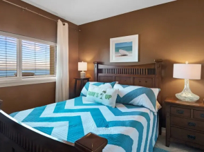 Emerald Isle unit 706 - Two Bedroom Condo