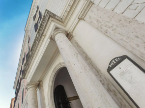 Borghese Contemporary Hotel