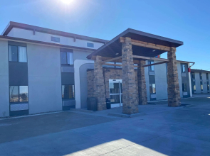 Super 8 by Wyndham York NE