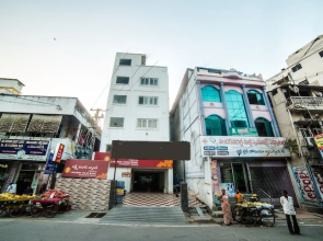 Hotel Sr Residency By OYO Rooms