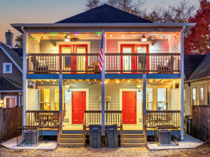 3 Mi to Dtwn: Dual-unit Home in Indianapolis!