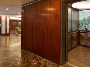 Hyatt Regency Buffalo / Hotel and Conference Center