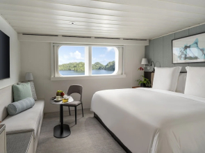 Four Seasons Explorer, Palau - Cruising Resort