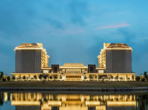 Qianhuazhou Hotel