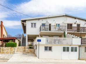 Apartments Bregovec Maslenica