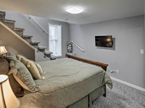 Historic Laramie Condo - 3 Blocks to Downtown & UW
