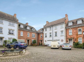 Captivating 1-bed House in Coleshill, Birmingham