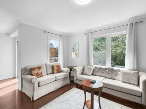 Newly Renovated 3BR in Whitby Family-friendly